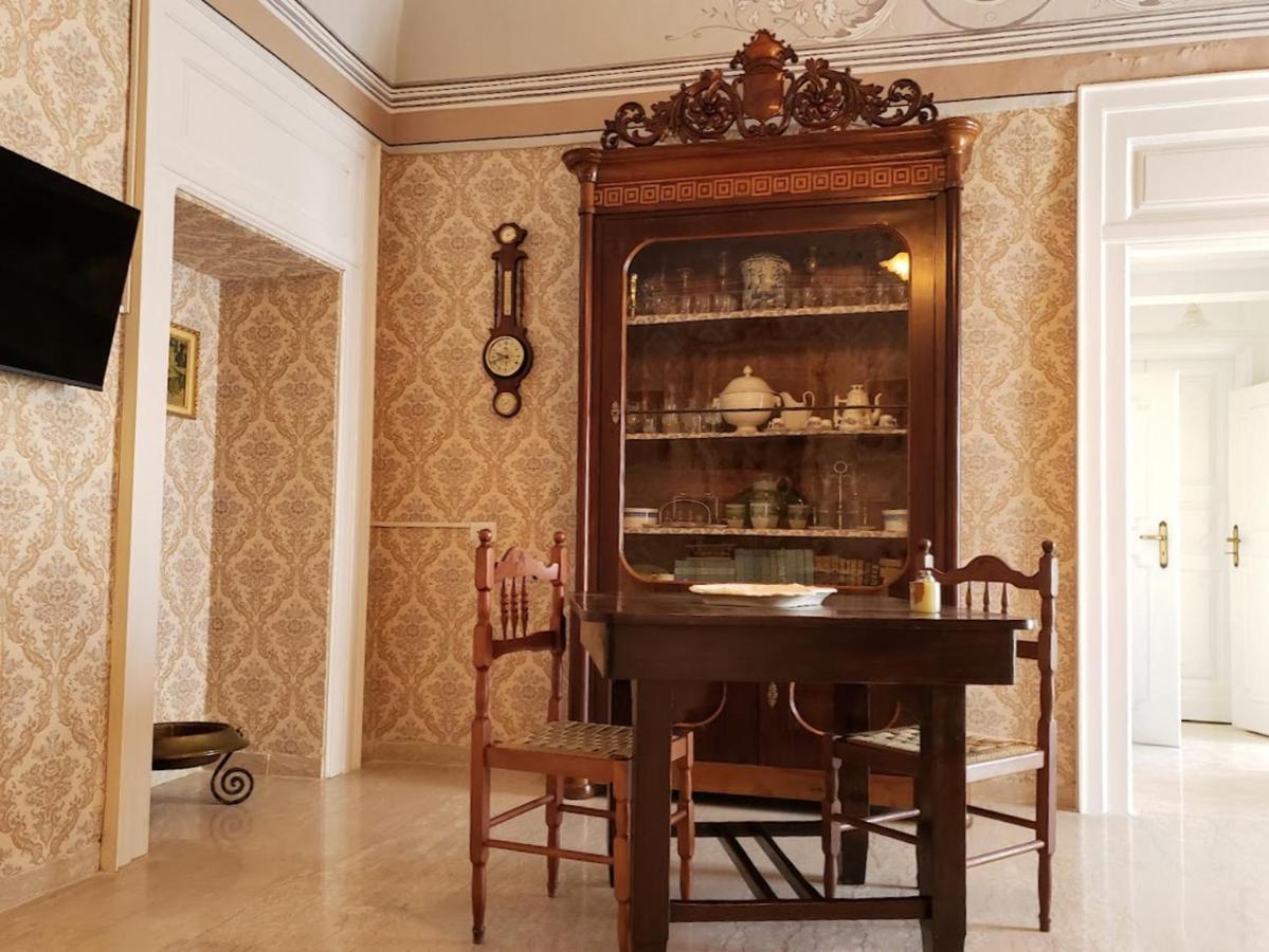 Апартаменти Dimora Maggi Al Corso - Affitti Brevi Italia Монте-Сант'Анджело Екстер'єр фото