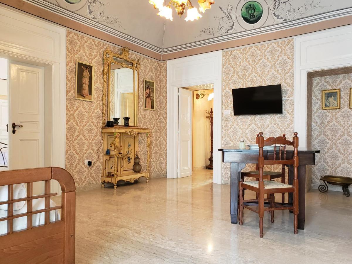 Апартаменти Dimora Maggi Al Corso - Affitti Brevi Italia Монте-Сант'Анджело Екстер'єр фото